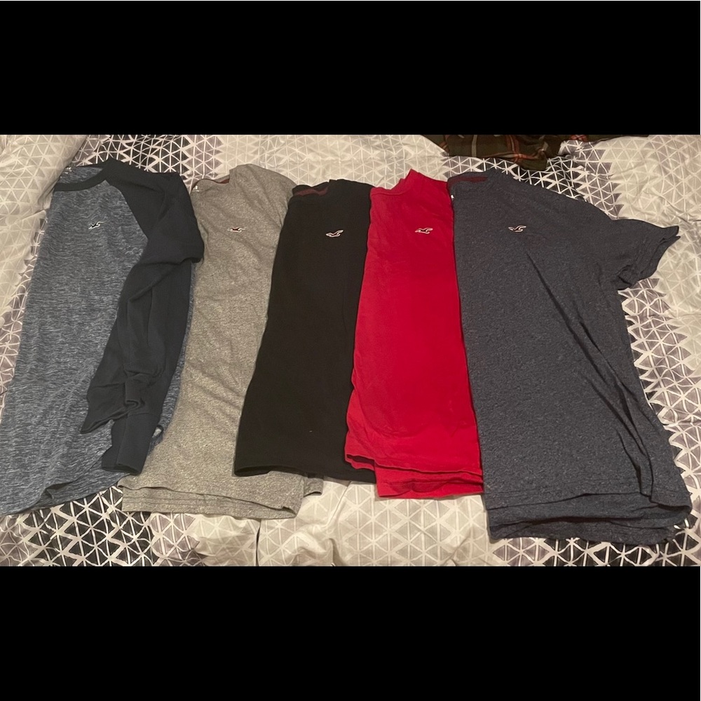 Bundle of XL Men’s Hollister Shirts